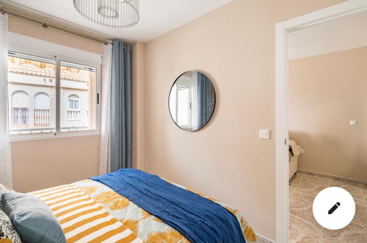 Апартаменты В 4 Мин От Пляжа Torrevieja Exteriér fotografie